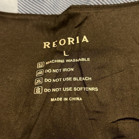 NWT REORIA  Trendy Sexy V Neck Short Sleeve Double Lined Slimming T Shirts Crop - Picture 8 of 8